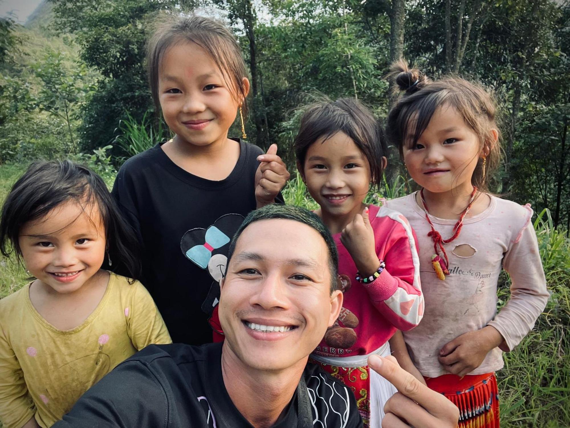 Nha Co Lao Xa Homestay Hmong & Bungalow Air Conditioner ส่งวัน ภายนอก รูปภาพ